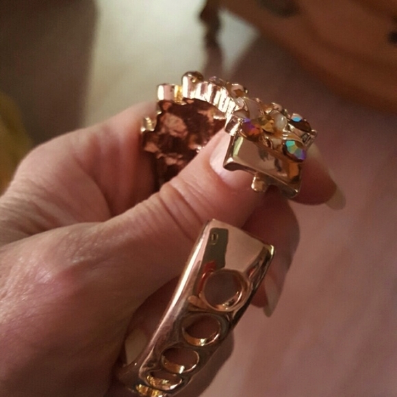 Multi Color Austrian Crystal Bangle - Picture 5 of 6